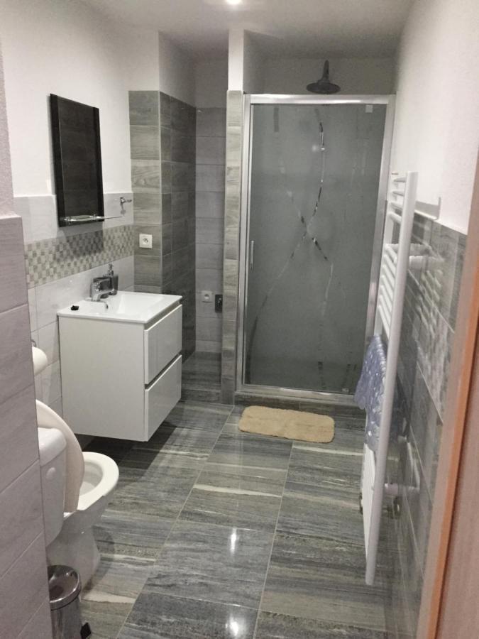Apartman C.1 Haliganda*** Appartement Liptovský Hrádok Buitenkant foto