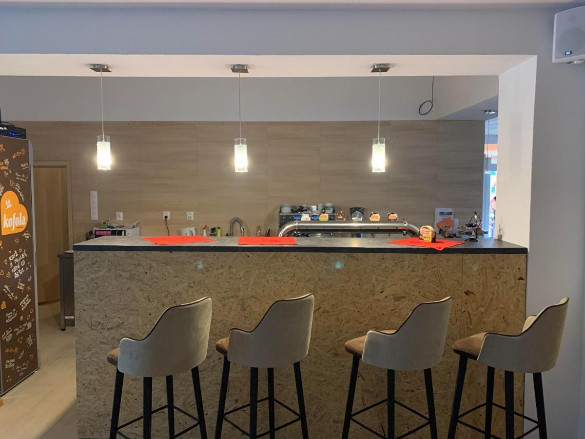 Apartman C.1 Haliganda*** Appartement Liptovský Hrádok Buitenkant foto